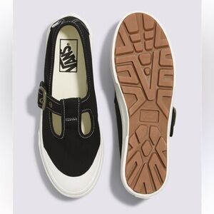 NWOT Vans Black Maryjane’s Shoes Women’s Size 9.5, 10